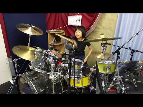 Give It Away - Red Hot Chili Peppers Cover by Yoyoka, 9 year old