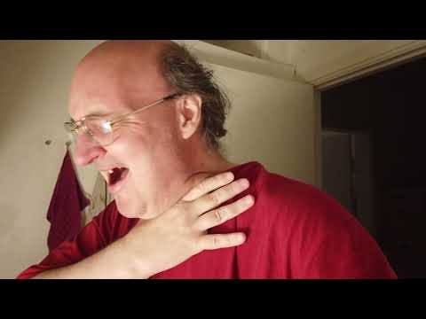 MongoTV_13206 - SPISER SKÅL BLAND-SELV SLIK FREDAG AFTEN