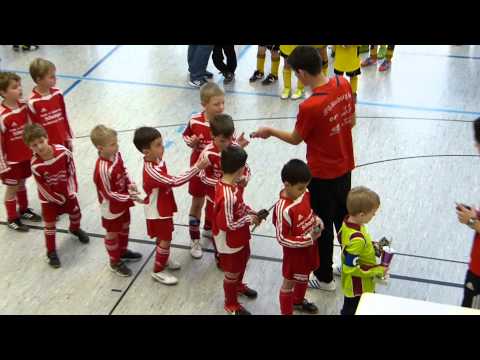 Siegerehrung TSV Kösching U7 beim Hallenturnier der JFG Neuburg 02.01.2013