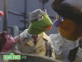 Sesame Street Kermit The Frog News Flash Boston Letter T Party Kermit News