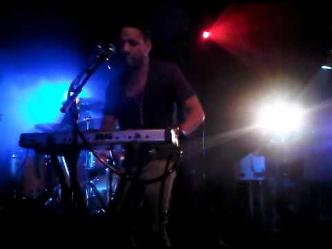 Ryan leslie 18.02.2010 Intro 'You're not my girl'