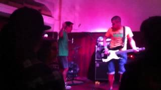 Hard To Deal - I Saved Latin (American Nightmare cover) (Li