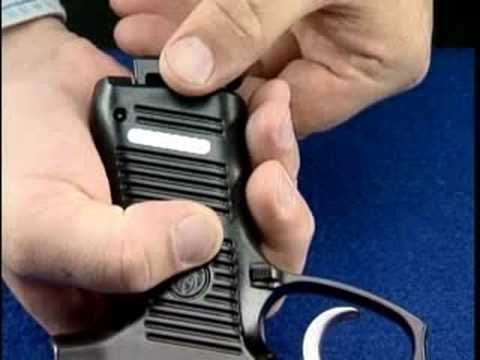 How to Unload a Semi Auto Ruger P95 Pistol