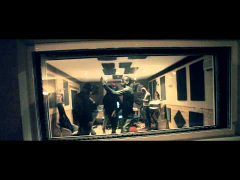 LOS GRUMOS feat MIST'R DOOM'S BAB'S THUG SAISAI VOCAL  B.L.C