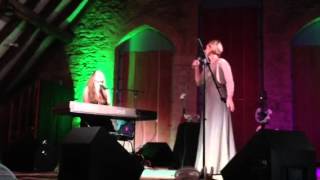 Julia Fordham and Judith Owen - That scares me