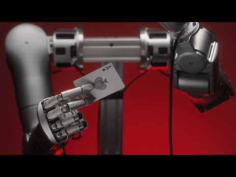 Vidéo : une main robotique réalise des tours de magie avec précision grâce à ses 20 articulations indépendantes