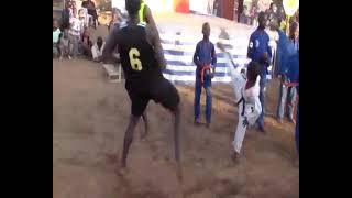le Centre des Arts Martiaux CAM cité des enfants à Niamakoro démonstration du 20