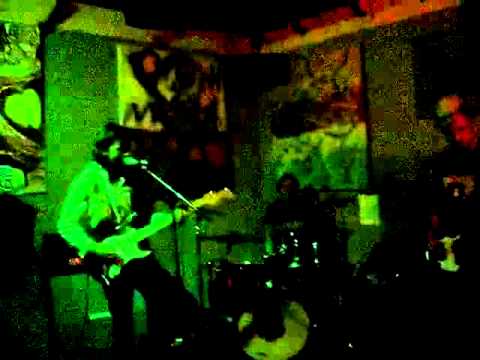 MAX ALOISI TRIO "PANDORA" - Love Me Two Time - (cover song) Live at BlackDog 2 oct 2009.flv
