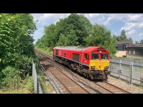 Class 66 | 66100 'Armistice 100 1918-2018' | DB Cargo UK | Light Engine