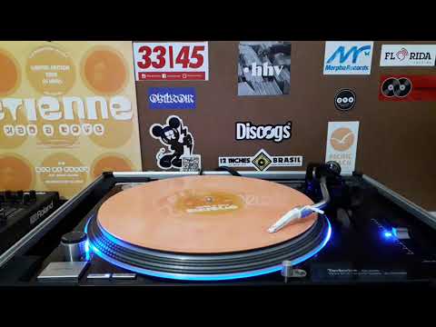 Etienne - Had A Love (Album Version) R&B / Hip Hop *** Limited Edition ***