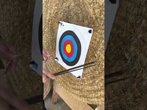 Manos Paps Barebow shooting 30 arrows indoor