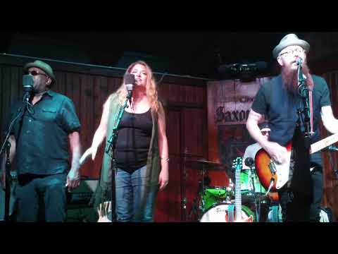 John Gaar band - slow rolling to nowhere - Saxon pub 8/19/18