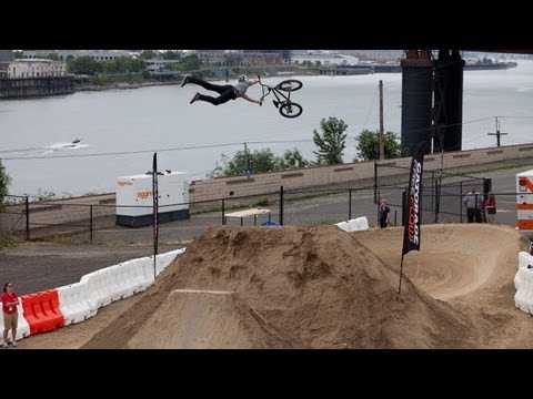 Gatorade Free Flow Tour - 2011 BMX Dirt Finals Highlights - Luke Parker, Luke Bowerman