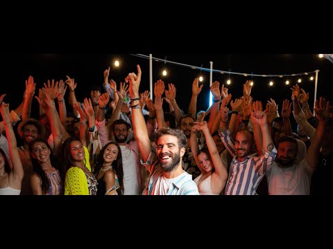 Davide Scavolini - L'amore In Un Attico (Official Video)