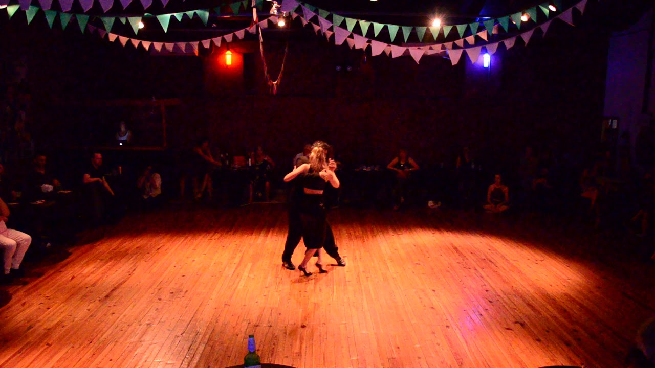 Nadia Johnson y Diego Braude . Exhibición . 6/01/2019