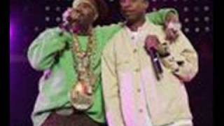 Slick Rick &amp; Doug E Fresh - Treat Her Like a Prostitute (live version)