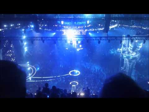 MY BROTHER BRUNO MARS KILLS IT AT THE VMAS & Thoughts - BARCLAY CENTER BROOKLYN NY - (Vlog #50)