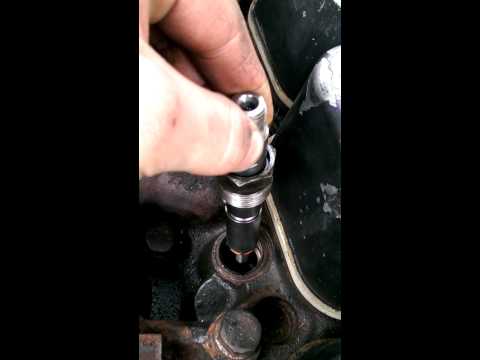 Installing Cummins injectors