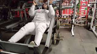 LEG DAY AT THE MIGHTY IAG | BIG ROB & CT FLETCHER