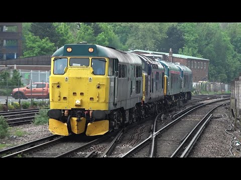 31128 + 37703 + 44004 + 46045 Swanage Diesel Gala Convoy, 0Z45 @ Southampton Central - 03/05/22