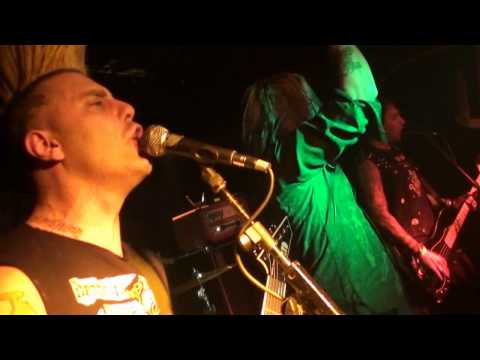 The Casualties - Live au Mondo Bizarro Part I