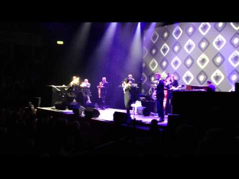 Caro Emerald - Pack Up the Louie (Royal Albert Hall)
