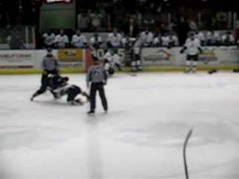 Manuel Fréchette vs Simon Robidas