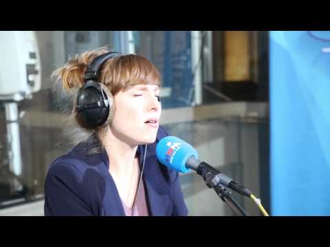 MNM: Armin Van Buuren: This Is What It Feels Like (cover door Amaryllis Uitterlinden)