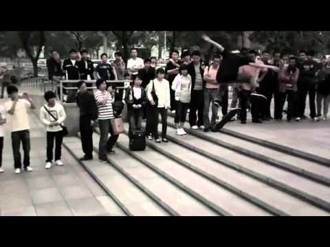 Tom Asta Dropin The World