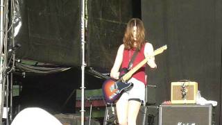 Blood red shoes - It is happening again