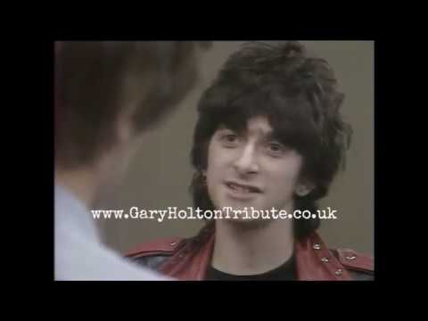 Gary Holton in The Gentle Touch - 1981