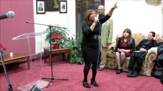 Victoria Vargas- Me Levantaré (Radio Vision Cristiana)