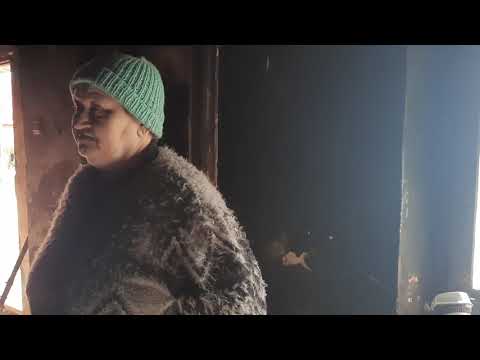 Latami żyła w komórce bez wody i prądu. Dlaczego nikt jej nie pomógł ? (UWAGA! TVN)