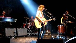 KT Tunstall (Saving My Face)Live