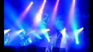 Jet playing skin &amp; bones in glasgow