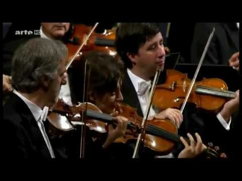 Gustavo Dudamel and Wiener Philharmoniker. Gioacchino Rossini. Overture to "La Gazza ladra"
