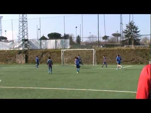 Ampia sintesi Stelle Nascenti  3 - 0  Real Abbate (17-02-2013).wmv