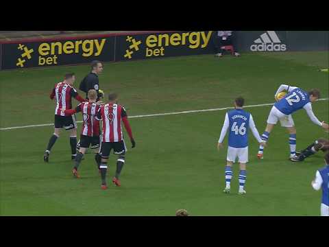 Blades 0-0 Owls - match action
