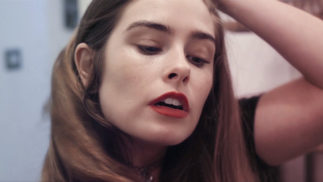 A Glimpse – Rachel Shenton stars in this award-winning short film