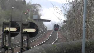 preview picture of video '70013 Oliver Cromwell On The SRPS Forth Circle Railtour Passing Larbert Station On 18/4/10'