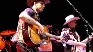 Hank Williams III - Thrown Out of the Bar - Live at The Blue Note, Columbia, MO - Oct. 2010