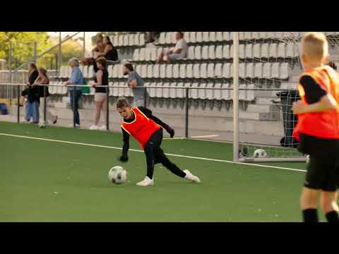 Team Young Mandel United