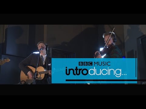 Hamish Hawk & The New Outfit - Beauty School Dropout (BBC Radio Scotland session)