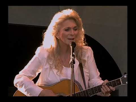 Judy Collins - Home Before Dark (Live at the Wildflower Festival)