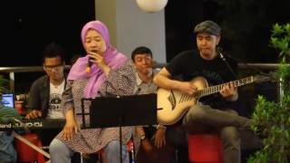 Download lagu Ibu ibu nyanyi Prahara Cinta suaranya keren bgt (cover player by ameshagi) mp3 Download lagu Ibu ibu nyanyi Prahara Cinta suaranya keren bgt (cover player by ameshagi) mp3