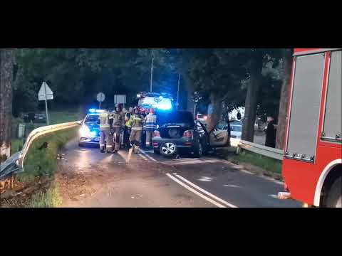 Iława. Bmw rozbiło się na ulicy Biskupskiej