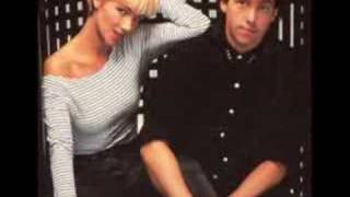 Gessle... Fredriksson: Roxette (&quot;Love doesn´t live here&quot;)