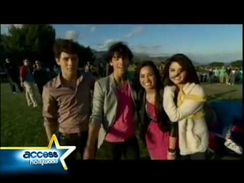 Miley Cyrus, Jonas Brothers, Demi Lovato & Selena Gomez - Send It On - Behind The Scenes. (HD)