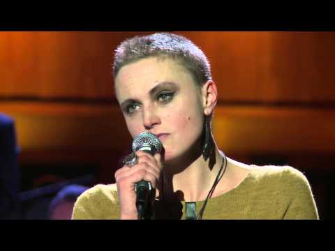 Tomaszów - wyk. Natalia Sikora | Rodzynki, stroskane winogrona - reż. Janusz Gast