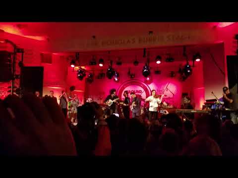 Snarky Puppy & Hamilton de Holanda "Lingus" - GroundUp Music Festival 2-15-2020